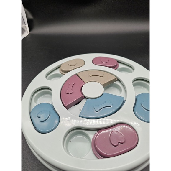 Sliding Door Dog Puzzle Toy Feeder - Picture 2 of 5